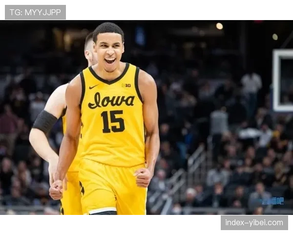 人物专访：国王队基根·穆雷谈休赛期特训如何将三分命中率提升至42%