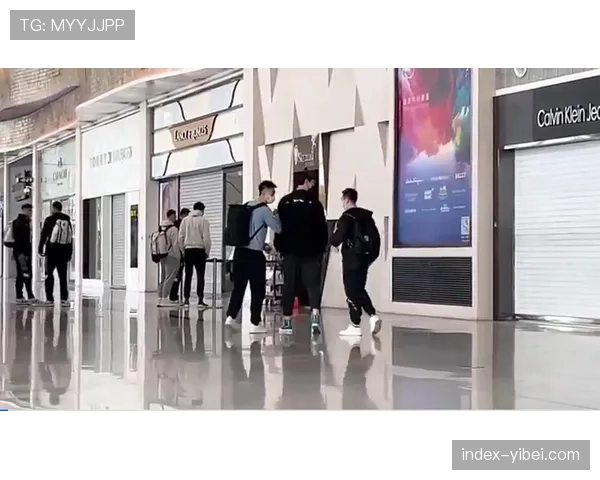 季后赛球队包机前往赛区，减少旅途消耗